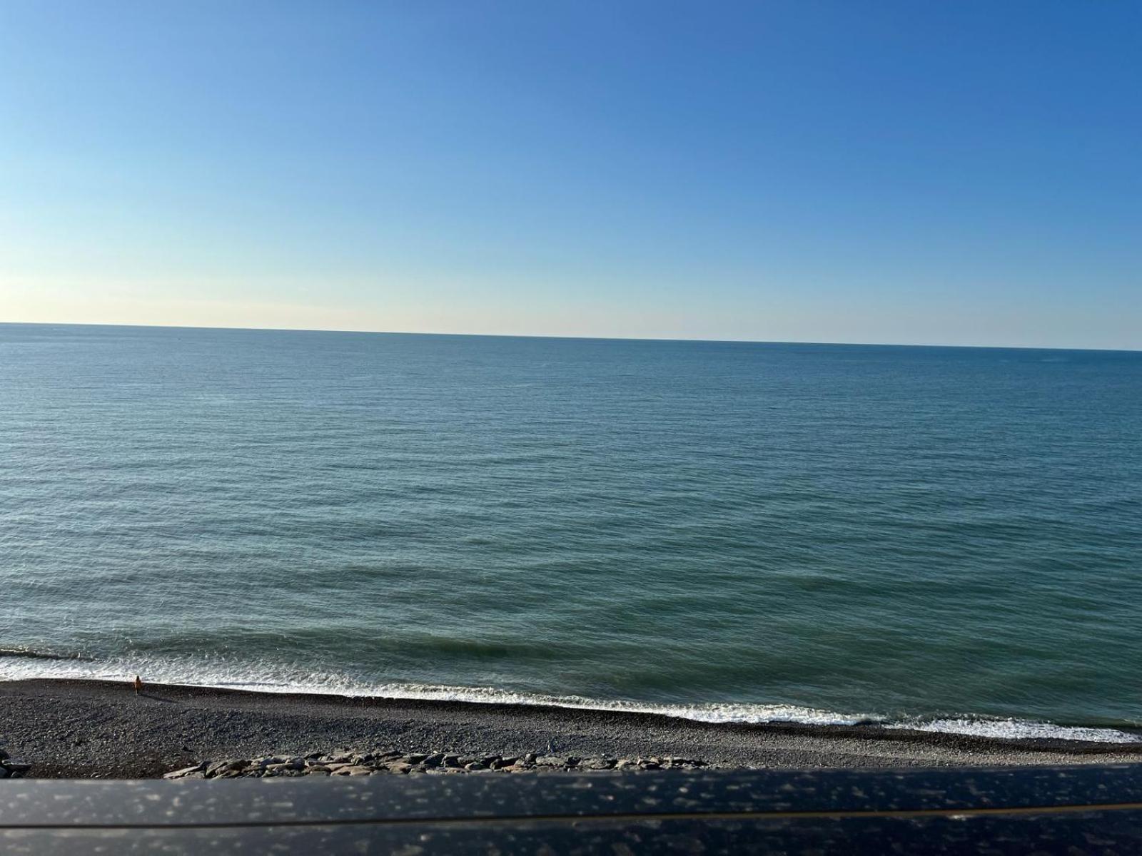 Sea Appartement Batoemi Buitenkant foto